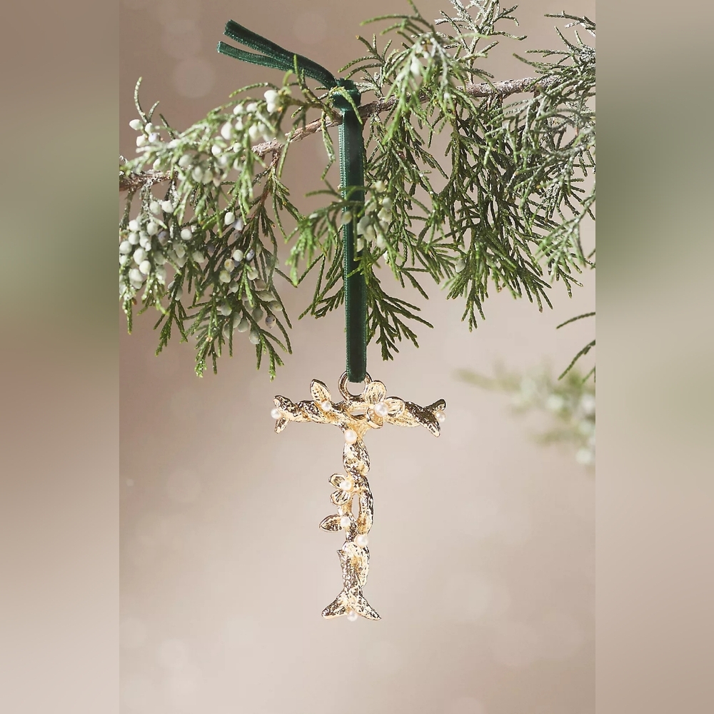 Anthropologie Aurelia Gold Pearl Monogram Letter "T" Initial Ornament
